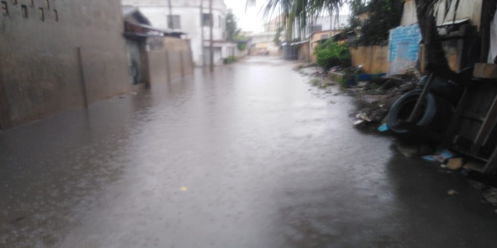 Commuter Chaos and Submerged Streets: Torrential Rains Batter Accra and Lomé