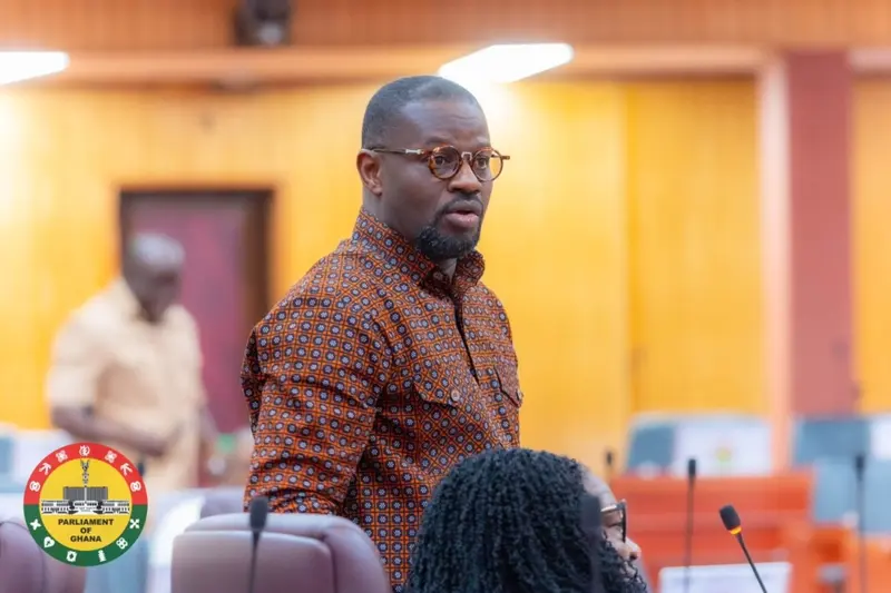 Annoh-Dompreh, Dr Yaw Opoku lead week-long Minority visit to cocoa farmers in Ashanti Region