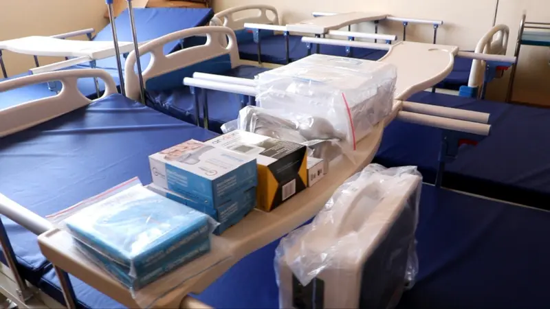 DBI Assembly, traditional leaders donate medical equipment to Issa polyclinic, motorbike to Police