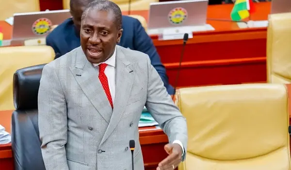 Minority urges govt to clear tuition arrears for Ghanaian students in UK