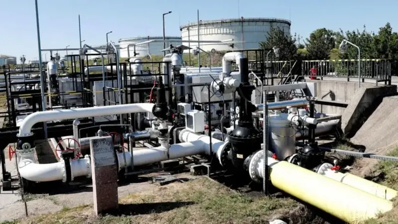 EU decides on key €90bn Ukraine loan after pipeline deadlock ends