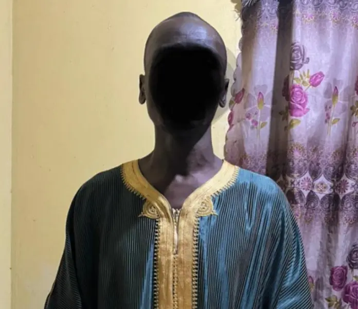 Herbalist arrested trying to sneak hacksaw blades to remand prisoner