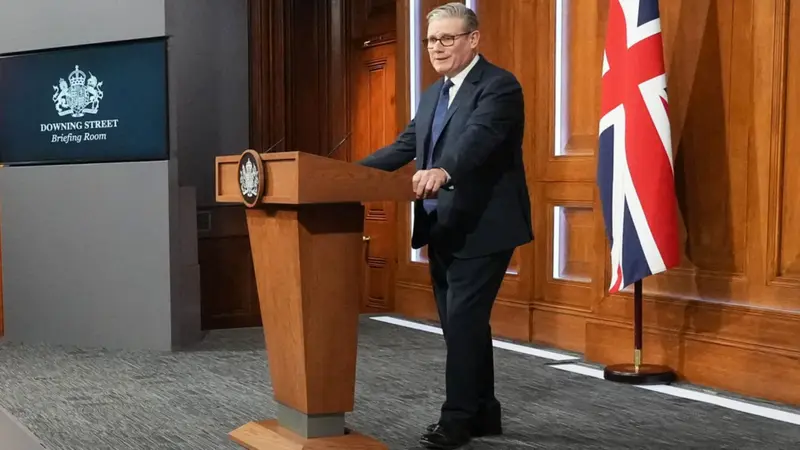 Starmer arrives in Saudi Arabia after US-Iran ceasefire deal