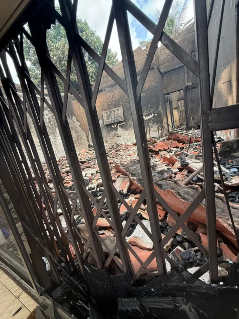 Fire guts Sonnie Badu's parents' house