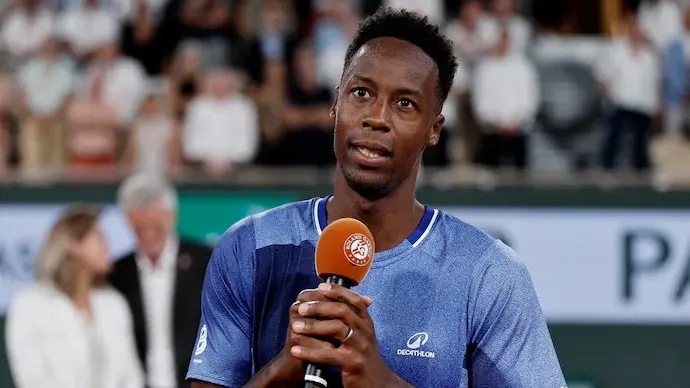 'Magician' Gael Monfils exits final French Open