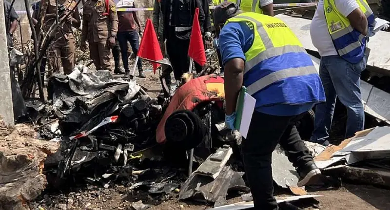 Pilot distraction from phone calls contributed to Tema aircraft crash that killed 2 brothers - Report