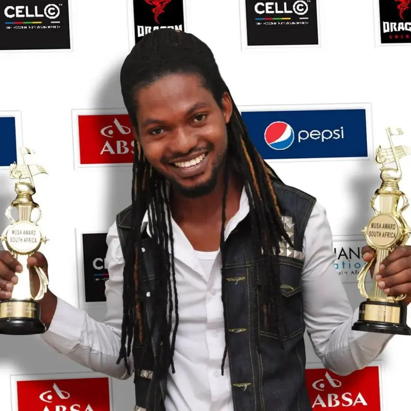 Sparqlyn congratulates Shatta Wale on IRAWMA wins, recounts old memories