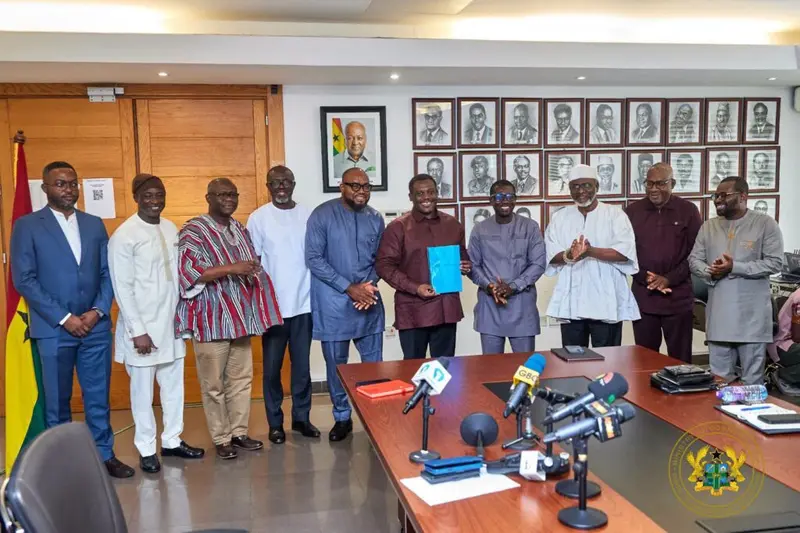 Communications Ministry receives DTT Committee report to guide future of Ghana's digital broadcasting