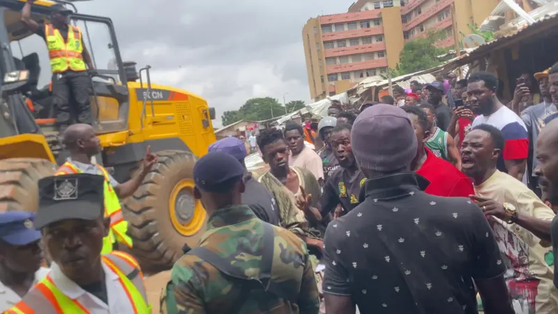 Military officer, 2 others injured in clash between KMA taskforce and squatters at Asafo overpass