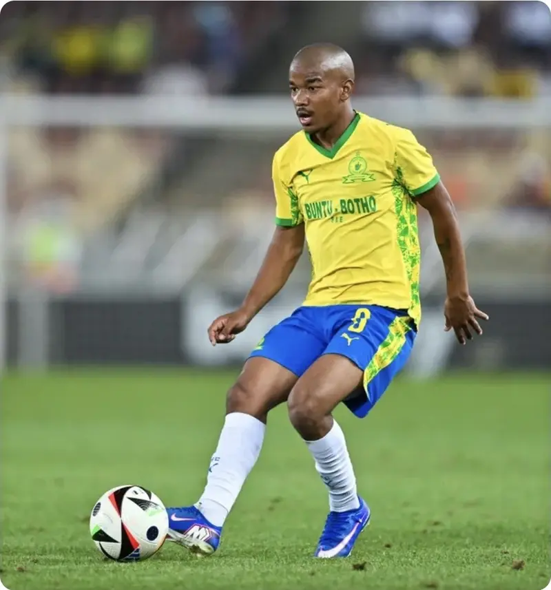 South Africa World Cup midfielder Adams dies aged 25