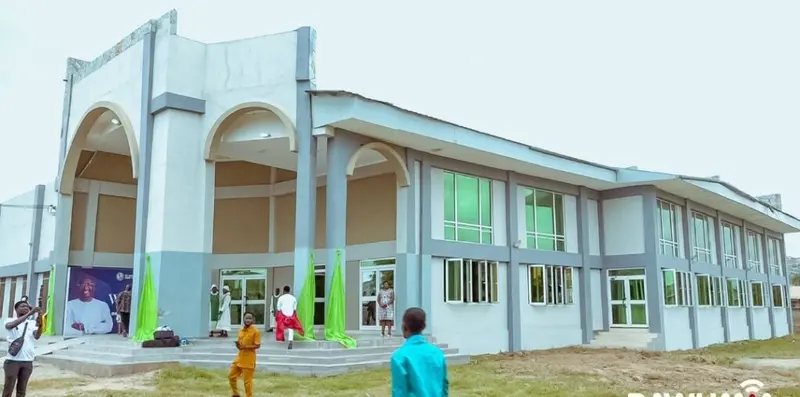 Bawumia commissions St Jude's Catholic Church he funded to completion at Weija