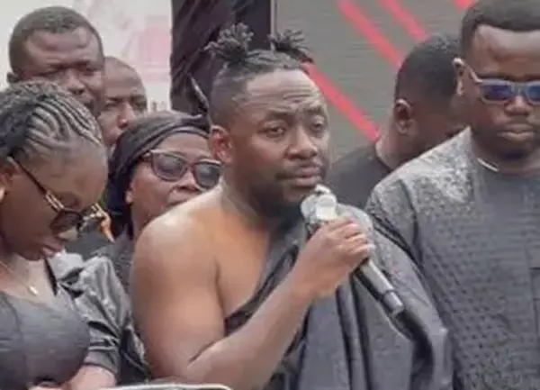 Choirmaster bids emotional farewell to late wife Beverly Afaglo