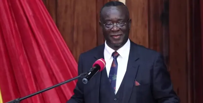 Fact Check: Chief Justice's warrant does not limit vacation judge to emergency cases