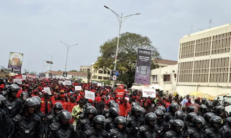 Government urged to tolerate dissent