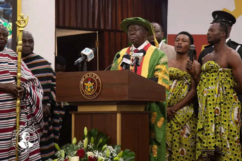 Otumfuo urges KNUST's new Vice-Chancellor to lead through dialogue, not command