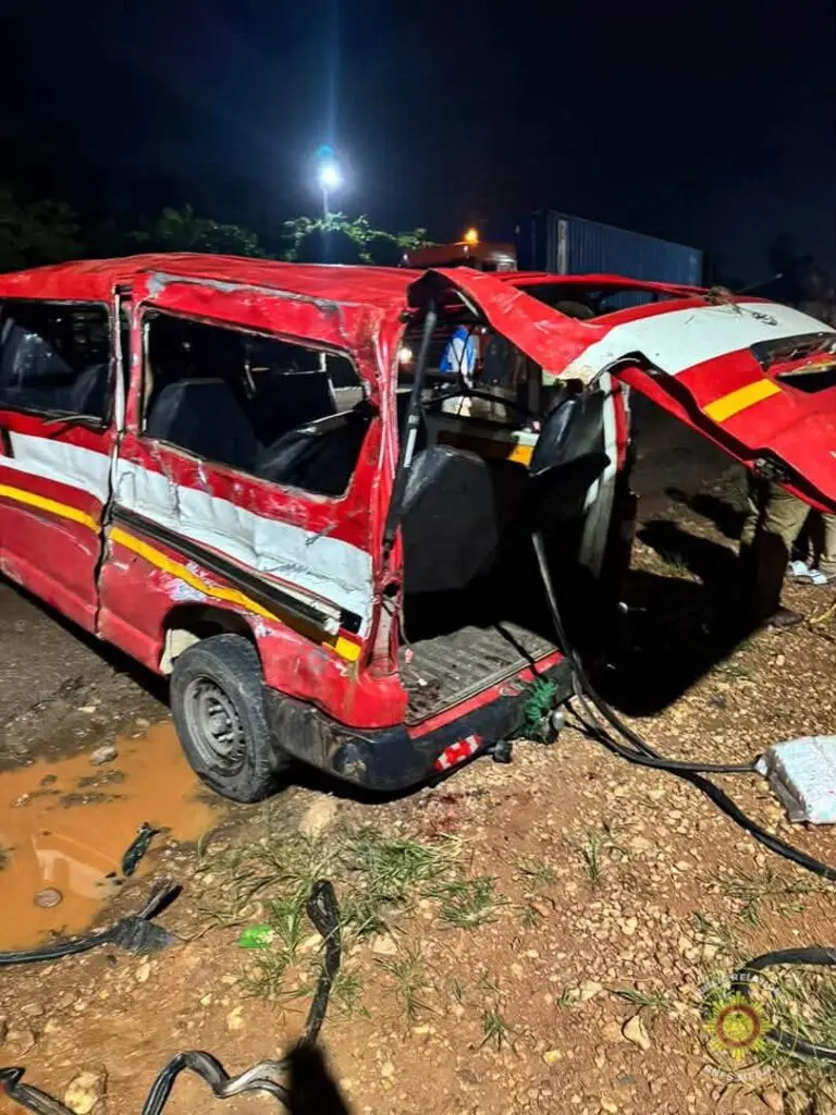 Woman killed, 14 injured after vehicles collide on Accra-Kumasi highway