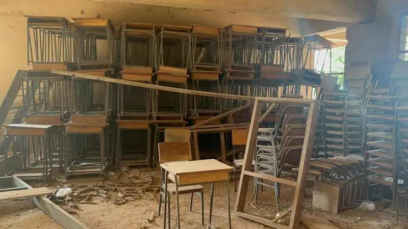 Desks rotting in abandoned Kintampo South E-Block: A decade of neglect and a waste of state resources