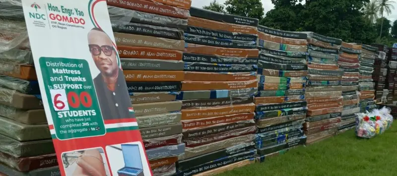 Kadjebi-Akan MP empowers over 600 SHS students with school supplies