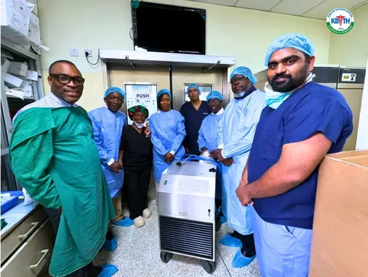 Quantum LC donates €75,000 state-of-the-art heater-cooler unit to National Cardiothoracic Centre