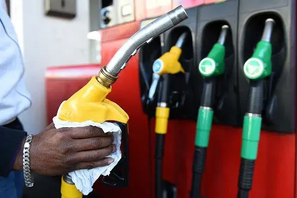 COPEC projects petrol price to fall; diesel to go up on November 1 pricing window