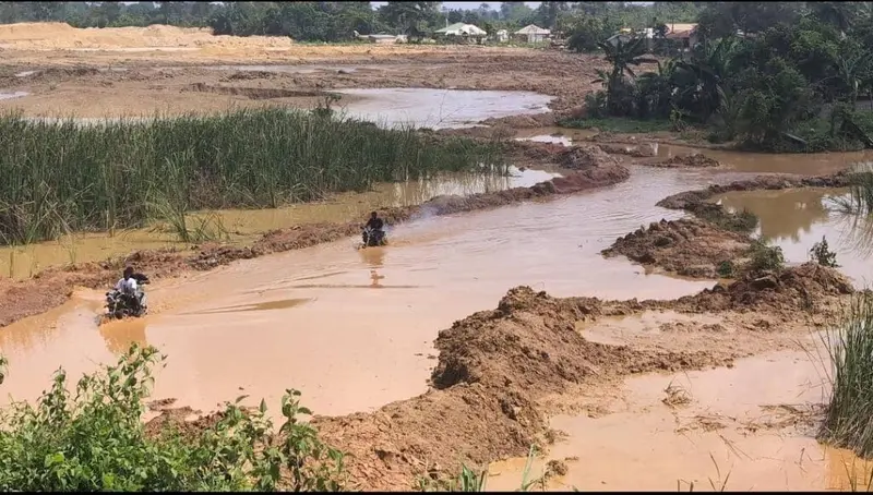 Trading activities halted, communities cut off as galamsey destroys sole access road in Abesua